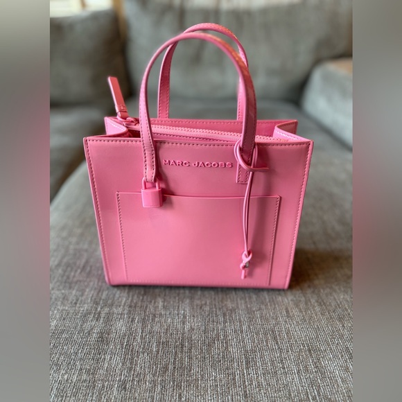 Marc Jacobs Pink Tote Bag with Structured Design